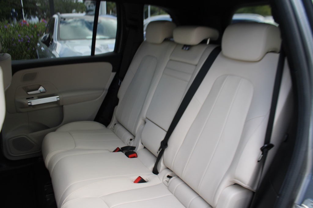 2024 Mercedes Benz EQB 250+ photo 30