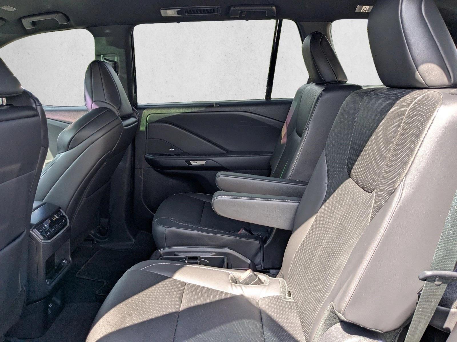 2024 Lexus TX 500h F SPORT Performance Premium photo 16