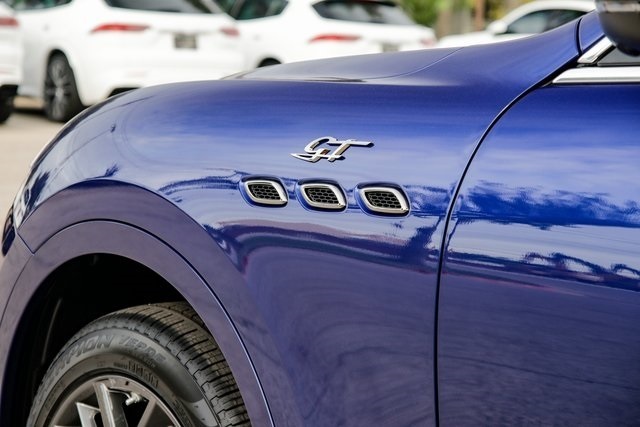 2024 Maserati Levante GT photo 8