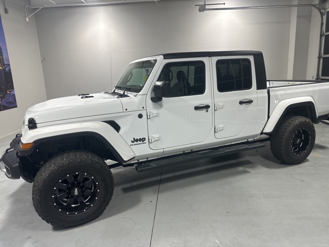 2022 Jeep Gladiator Sport photo 3