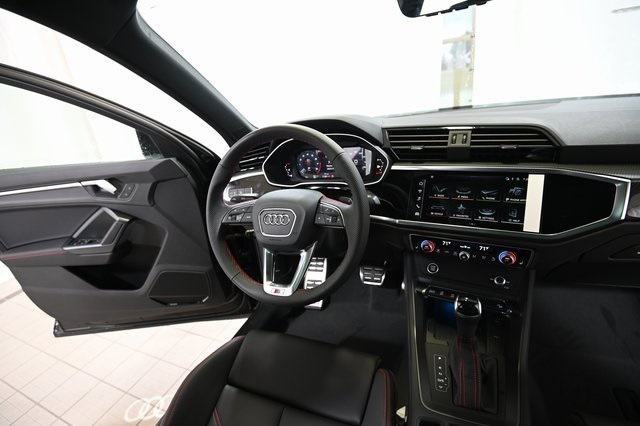 2025 Audi Q3 S line Premium Plus photo 26