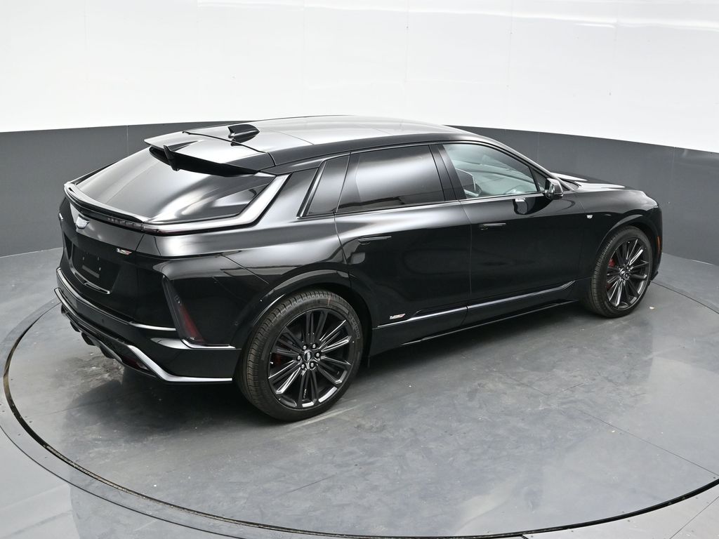 2026 Cadillac Lyriq photo 28