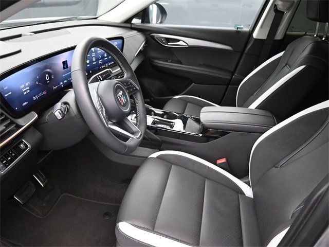 2025 Buick Envision Sport Touring photo 7