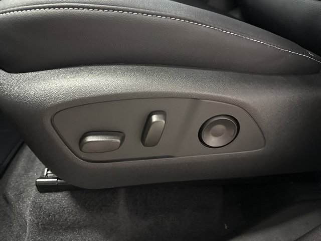 2026 Chevrolet Traverse photo 8