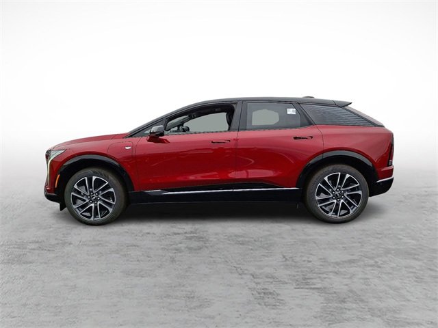 2025 Cadillac Optiq Sport photo 2