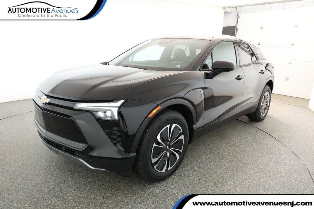 2025 Chevrolet Blazer EV LT's photo