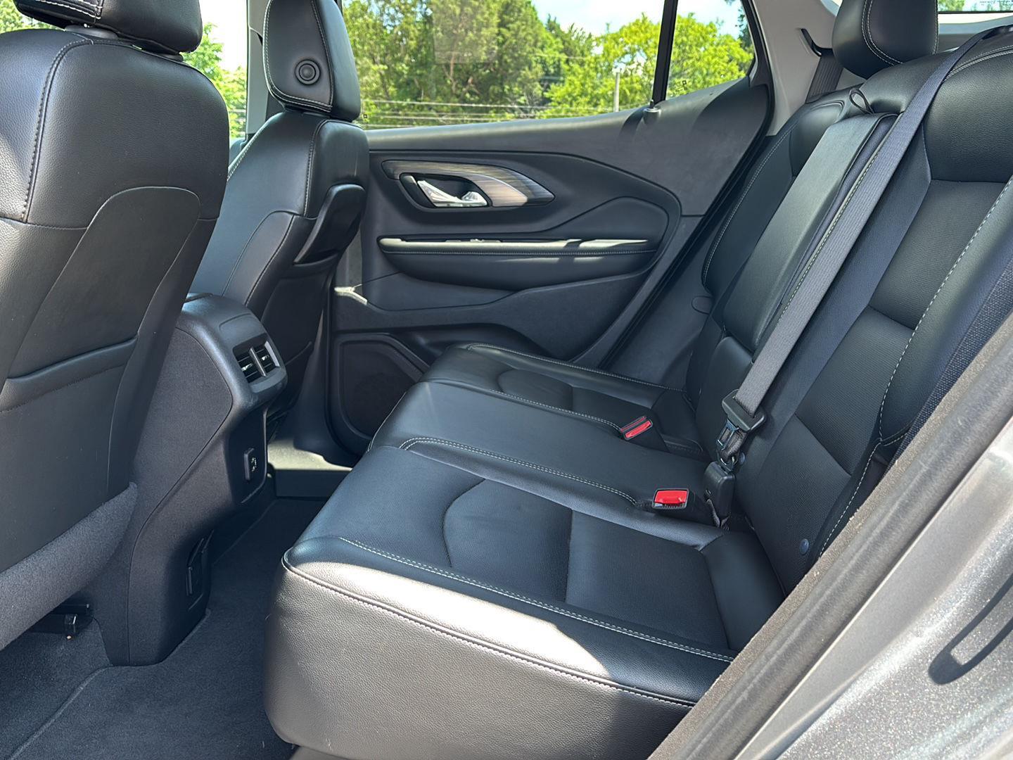 2023 Gmc Terrain SLT photo 8