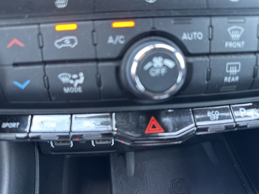 2022 Dodge Durango R/T photo 16