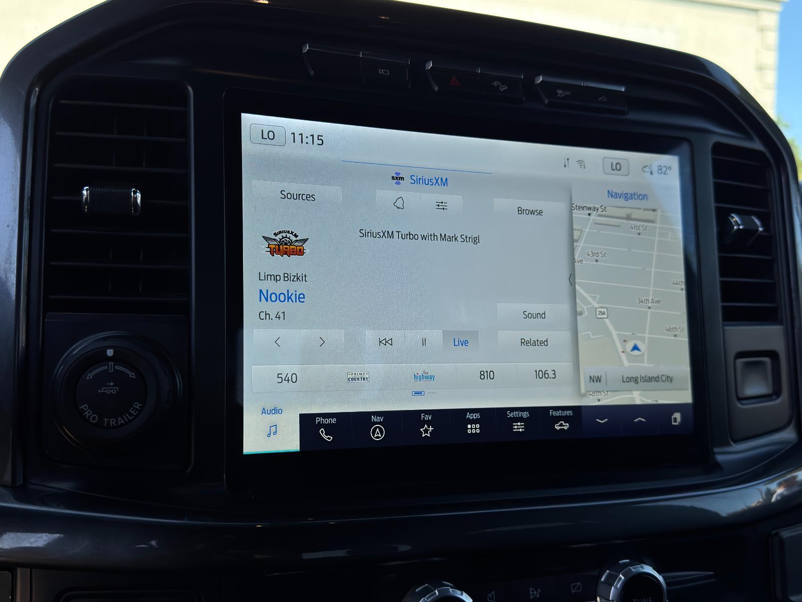 2022 Ford F-150 XLT photo 21