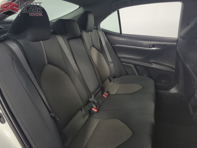 2023 Toyota Camry LE photo 13