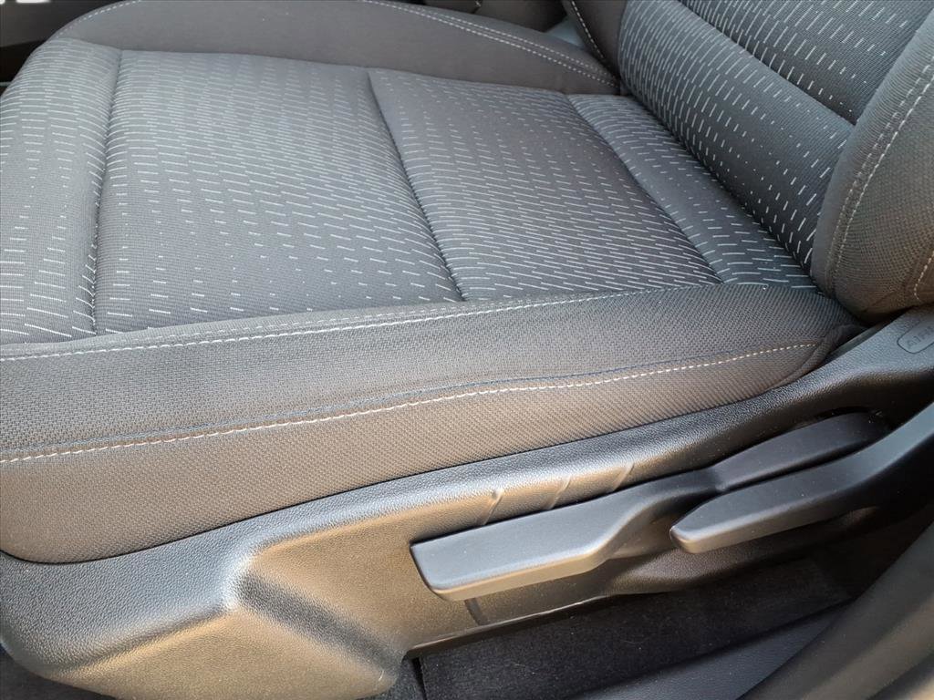 2025 Chevrolet Equinox LT photo 17