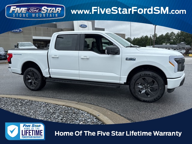2025 Ford F-150 Lightning Flash's photo