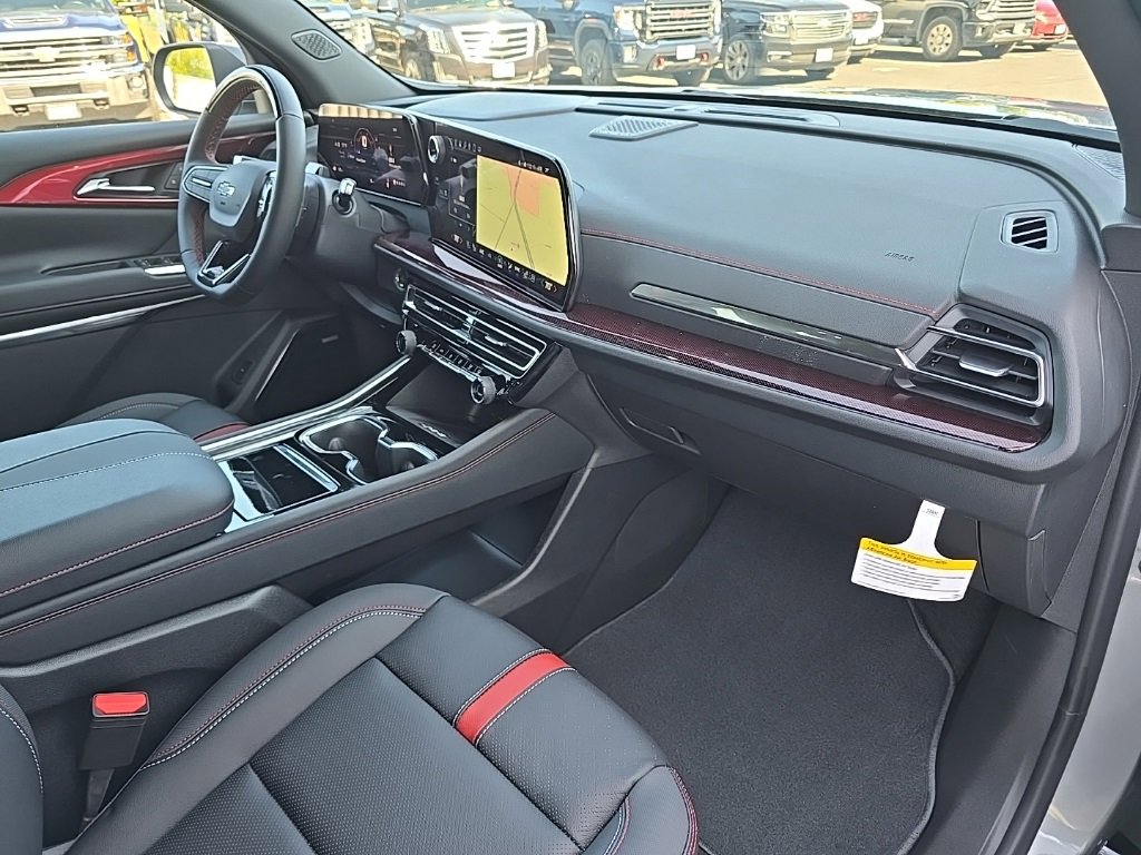 2025 Chevrolet Traverse RS photo 30