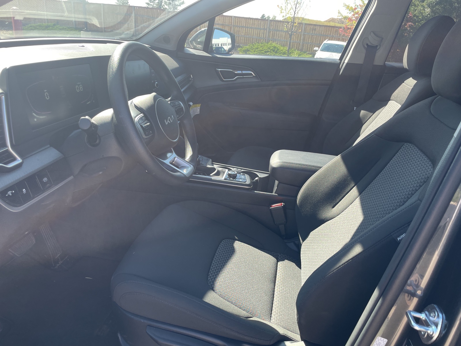 2025 Kia Sportage LX photo 6