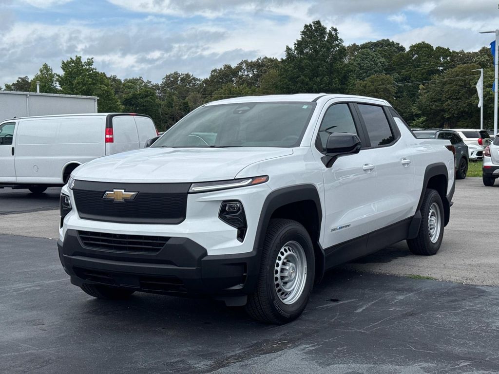 2025 Chevrolet Silverado EV Work Truck photo 3
