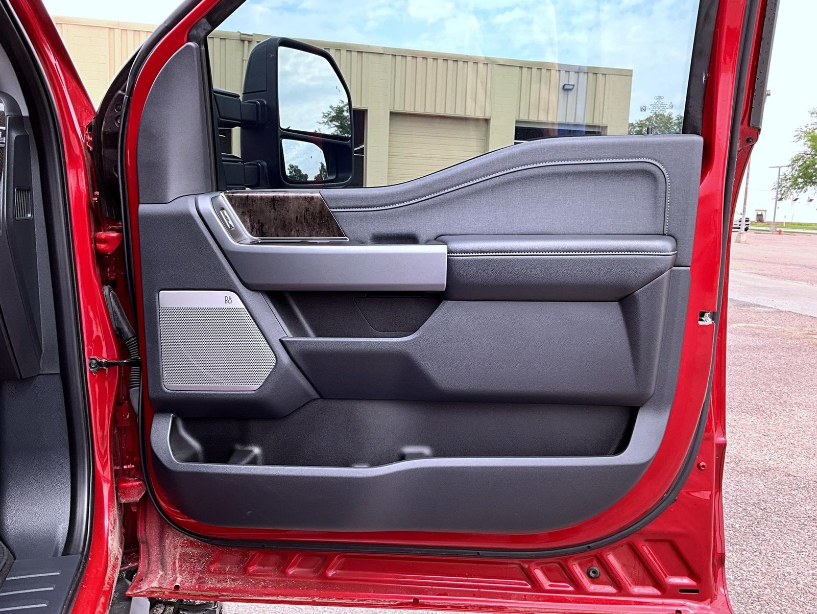 2024 Ford F-250 photo 16