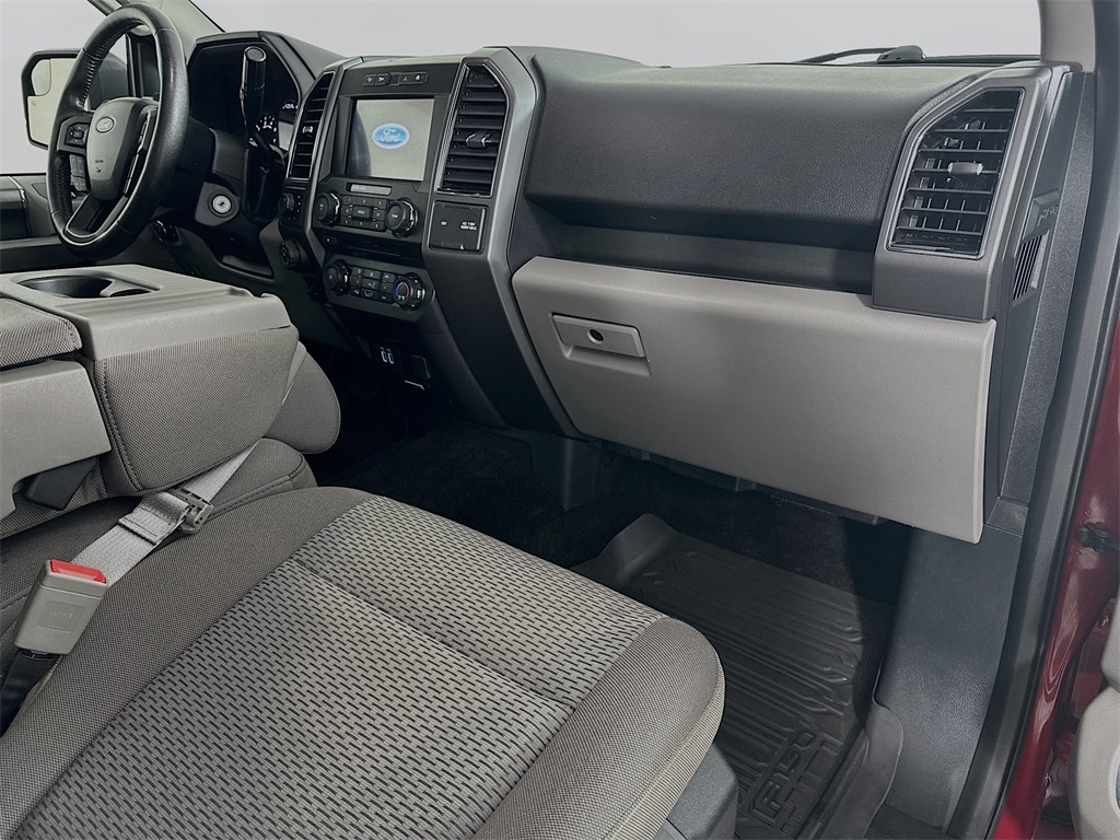 2018 Ford F-150 XLT photo 26