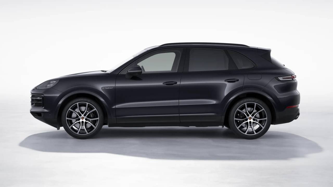2026 Porsche Cayenne E-Hybrid photo 2