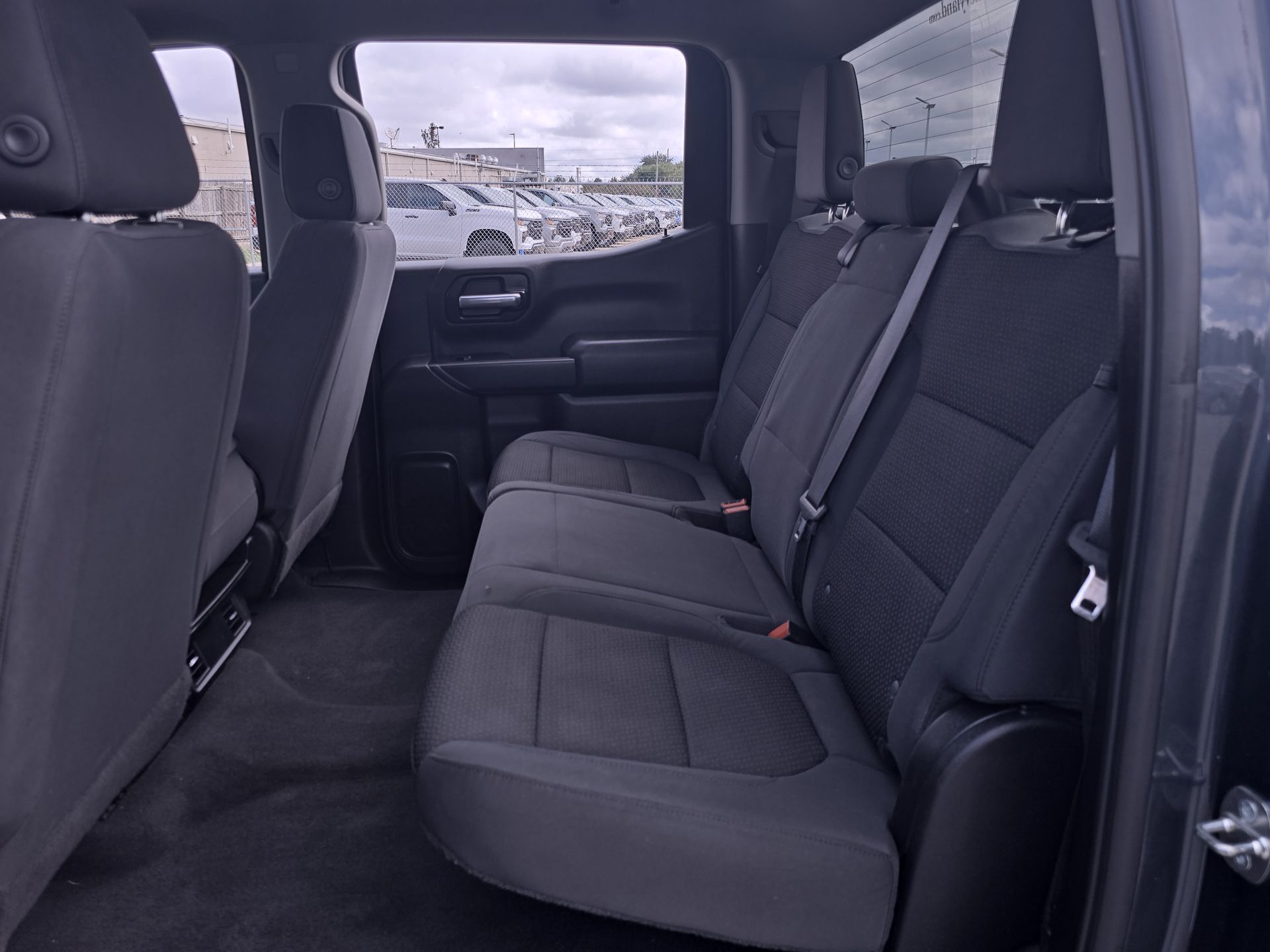 2020 Chevrolet Silverado 1500 Custom photo 20