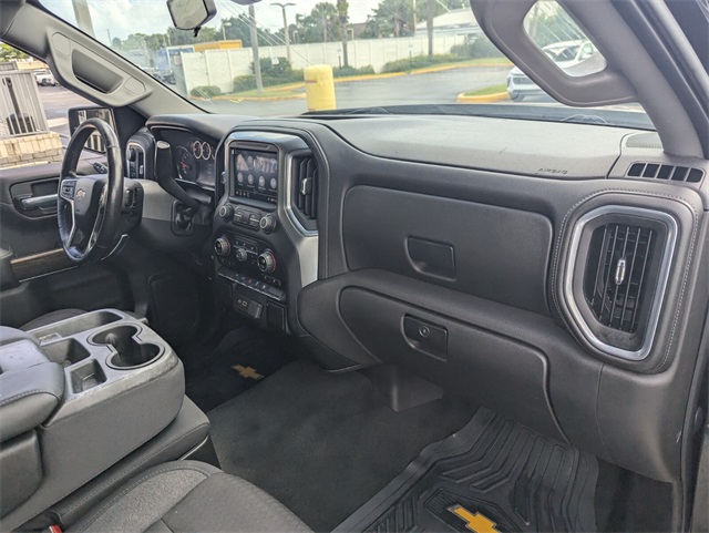 2021 Chevrolet Silverado 1500 LT photo 9