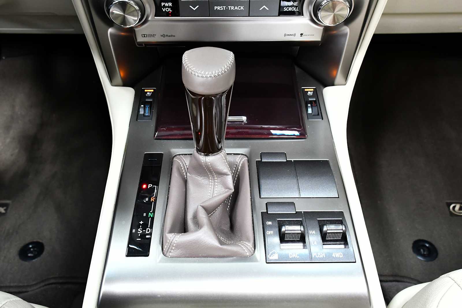 2019 Lexus GX 460 Premium photo 19