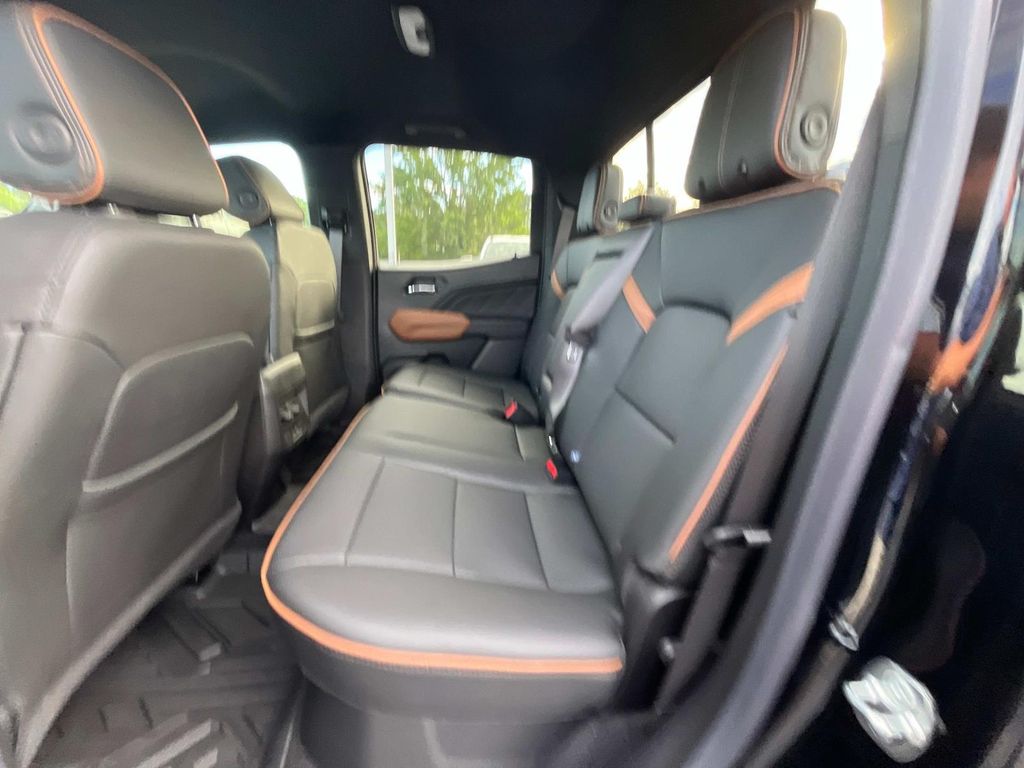 2026 Gmc Canyon AT4 photo 12