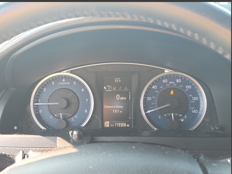 2017 Toyota Camry XLE photo 10