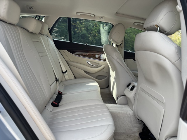 2018 Mercedes Benz E 400 4MATIC Wagon photo 18
