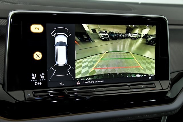 2025 Volkswagen Atlas Peak Edition SE photo 15