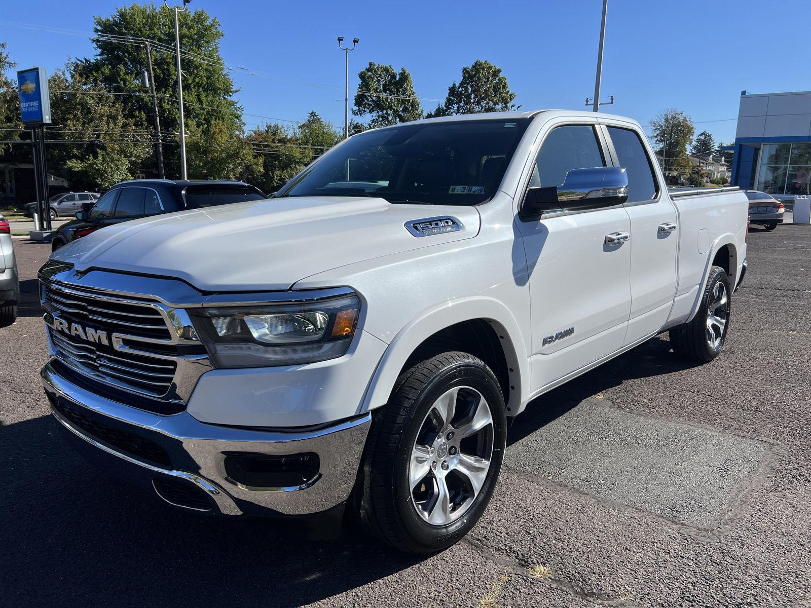 2019 Ram 1500 Laramie photo 3