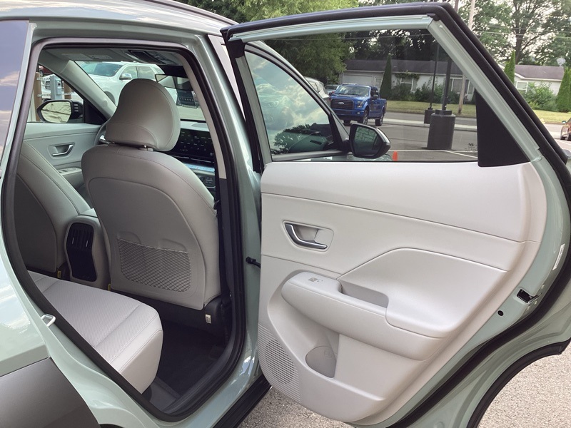 2026 Hyundai Kona SEL photo 13
