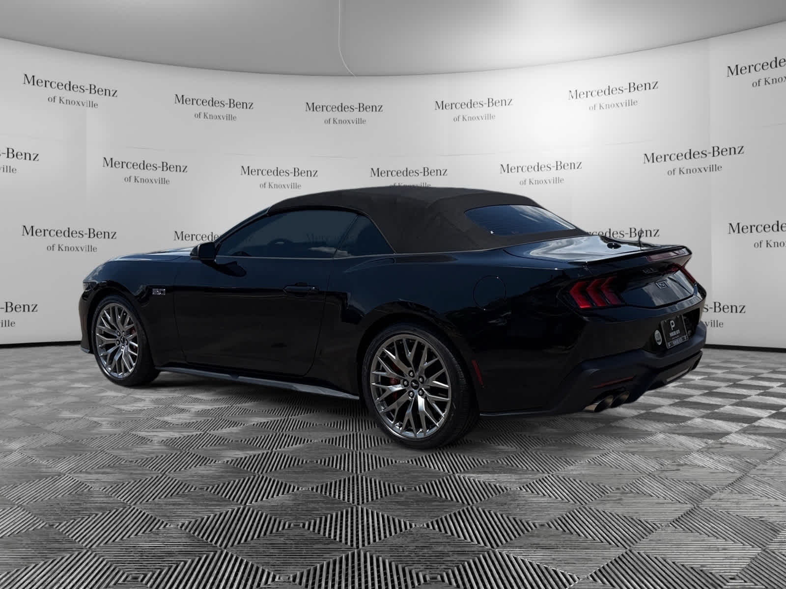 2024 Ford Mustang GT Premium photo 3