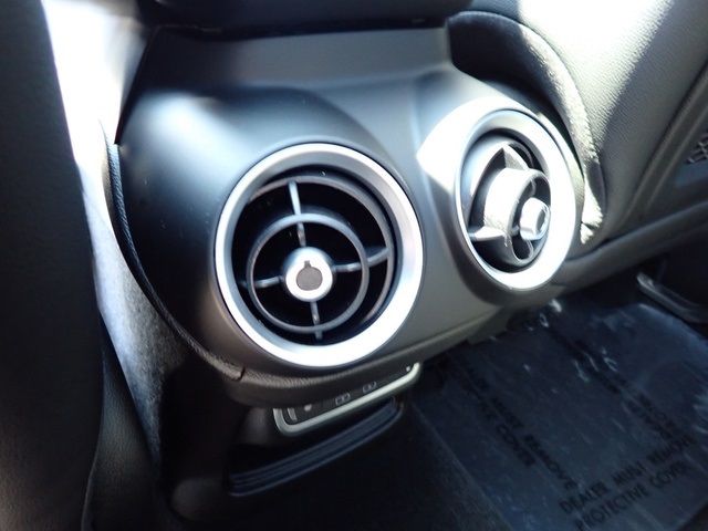 2025 Alfa Romeo Stelvio Sprint Base photo 12