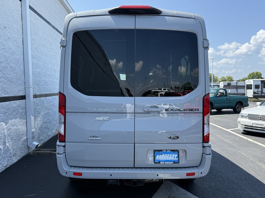 2025 Ford Transit Van photo 3