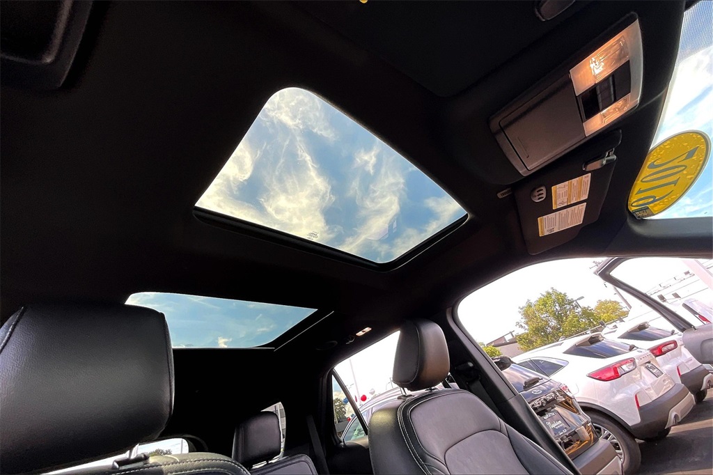 2019 Ford Explorer Limited photo 20