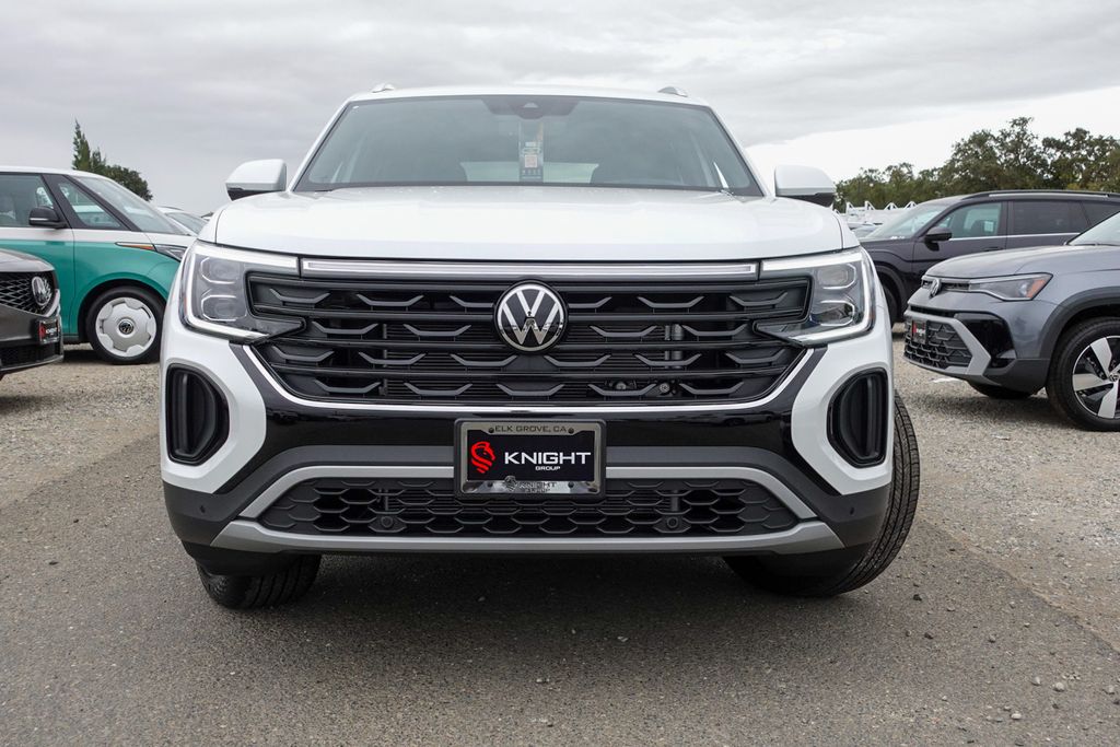 2026 Volkswagen Atlas Cross Sport SEL photo 2