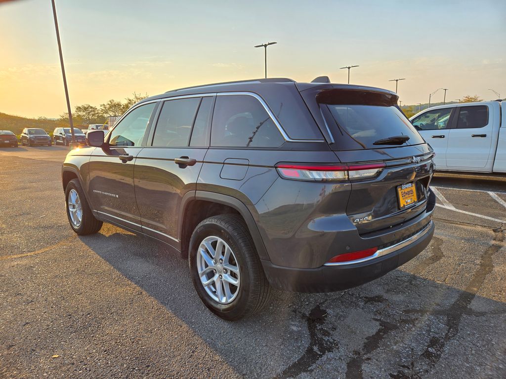 2024 Jeep Grand Cherokee Laredo X photo 4