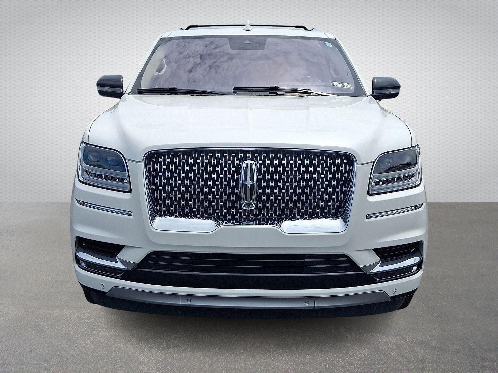 2020 Lincoln Navigator L Reserve photo 2