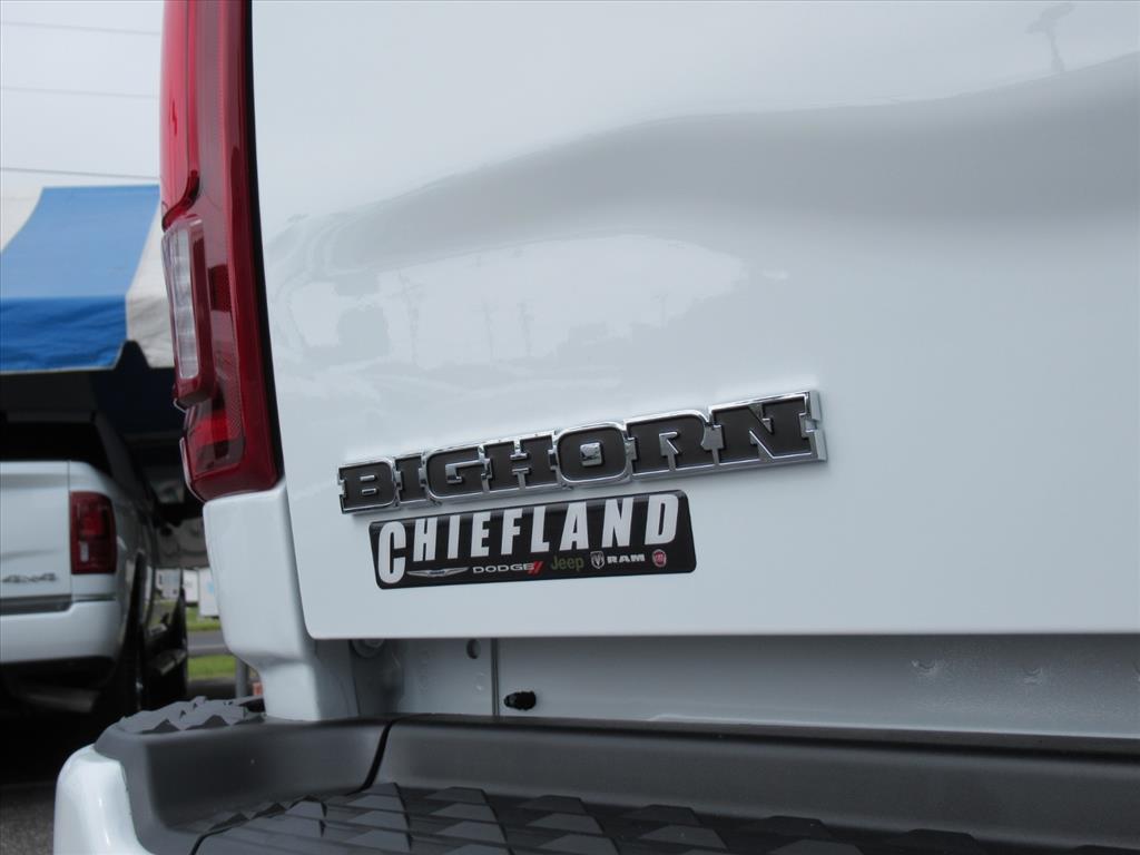 2026 Ram 2500 Big Horn photo 9
