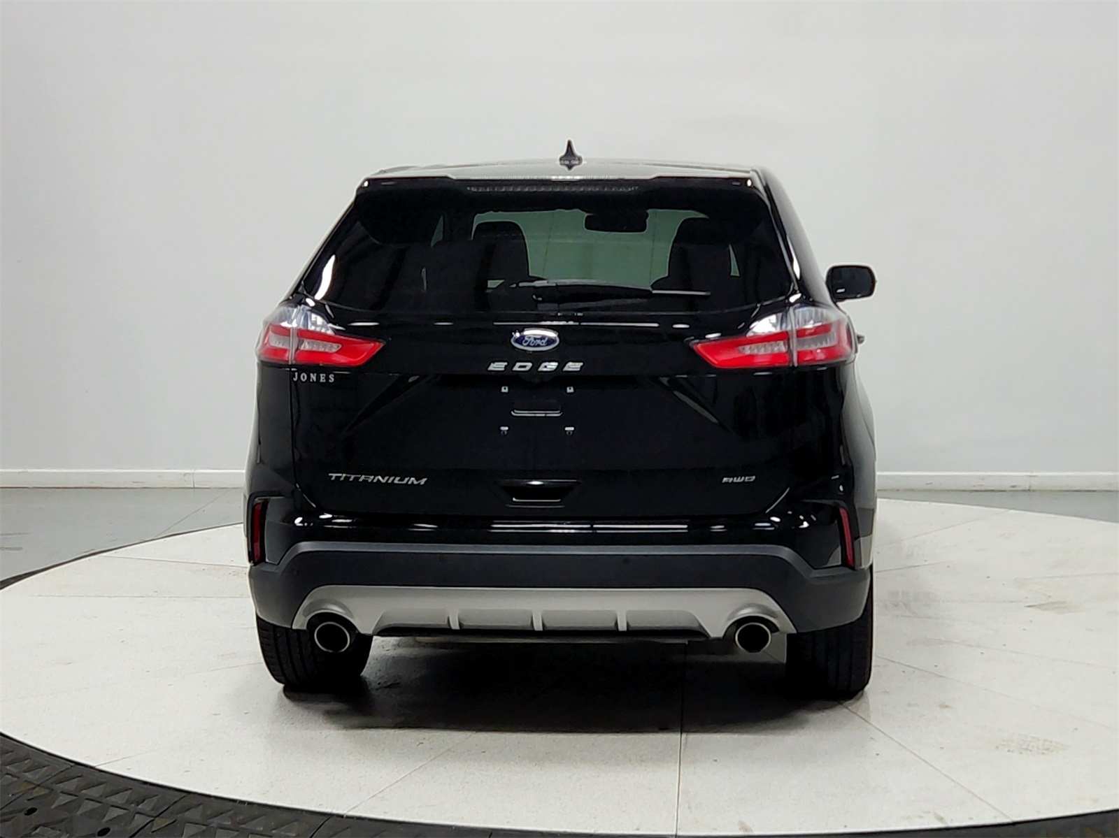 2024 Ford Edge Titanium photo 6