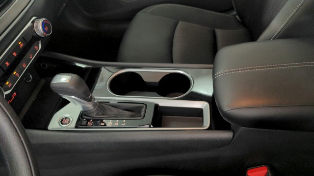 Used 2024 WHITE Nissan 2.5 SV image 17