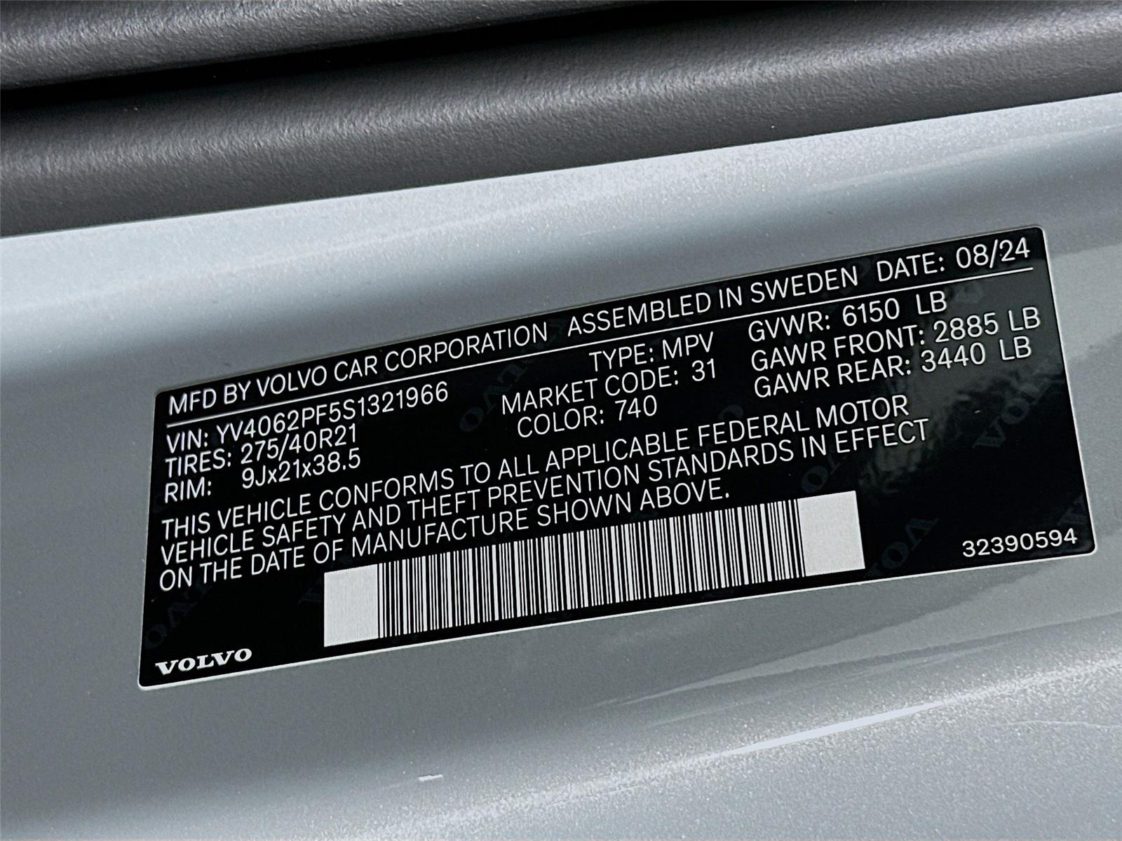 2025 Volvo XC90 photo 35