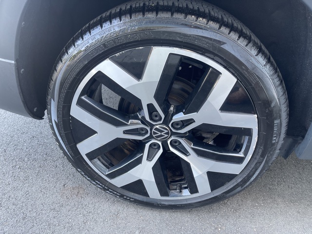 2022 Volkswagen Taos SEL photo 12