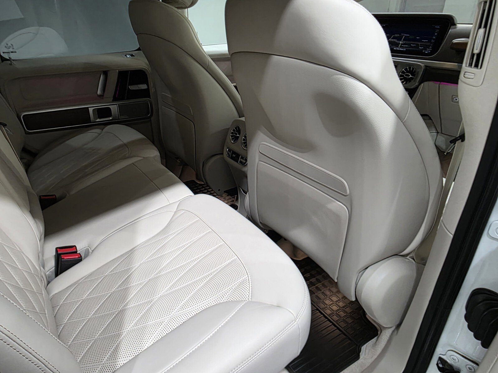 2024 Mercedes Benz G AMG 63 photo 21