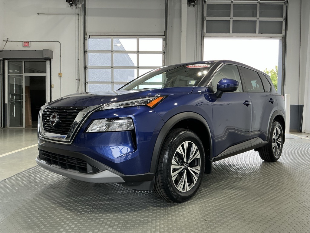 2023 Nissan Rogue SV photo 2