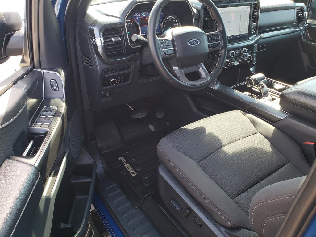 2023 Ford F-150 XLT photo 9