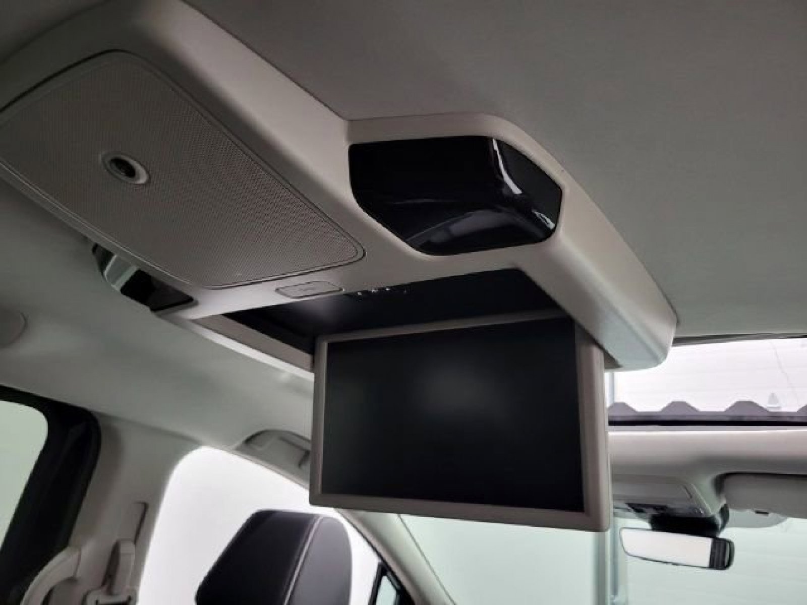2026 Honda Odyssey Touring photo 23