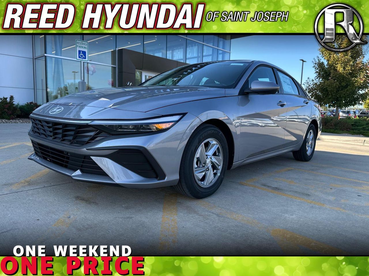 2025 Hyundai Elantra SE's photo