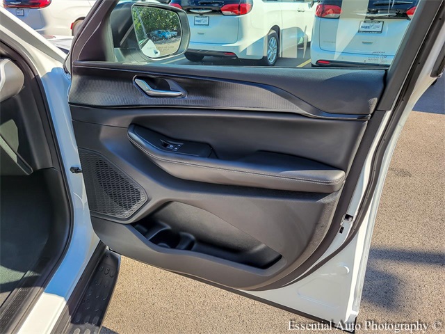 2024 JEEP GRAND CHEROKEE L - Image 30