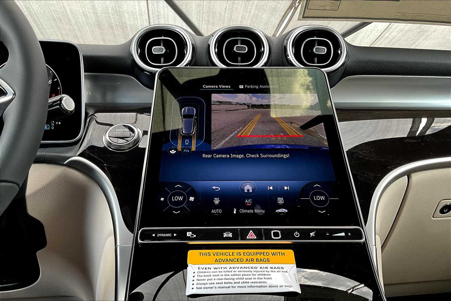 2026 Mercedes Benz GLC 300 photo 12